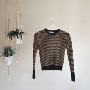 Retro Printed Fitted Sweater